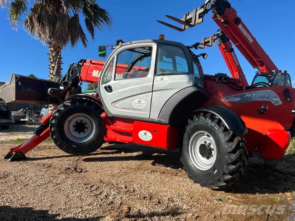 Manitou MT 1440 مناولات متداخلة