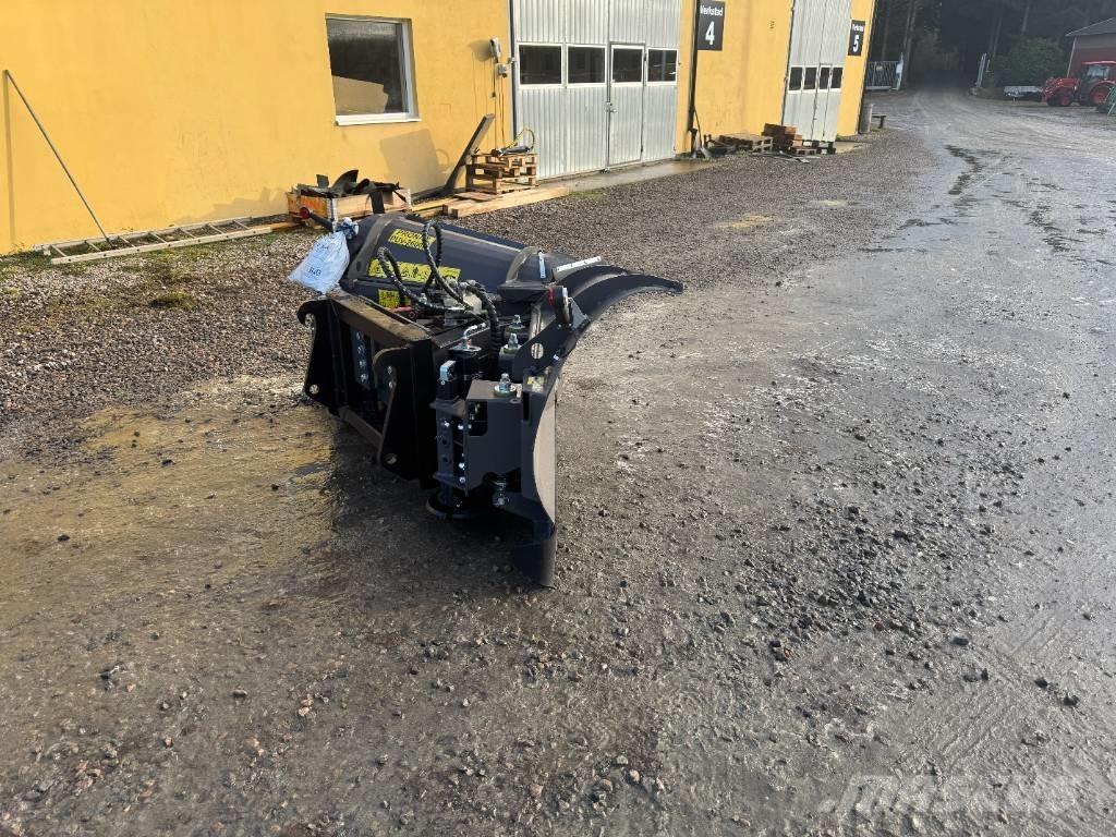 Pronar PUV 2600 M حراثات ونصول الجليد