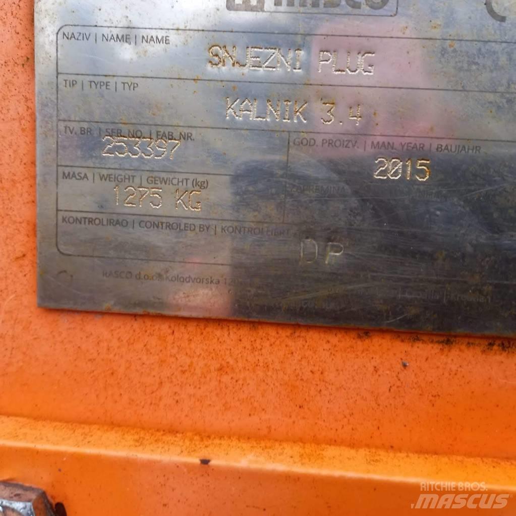 Rasco Kalnik 3,4 ماكينات أخرى لتجهيز الأراضي