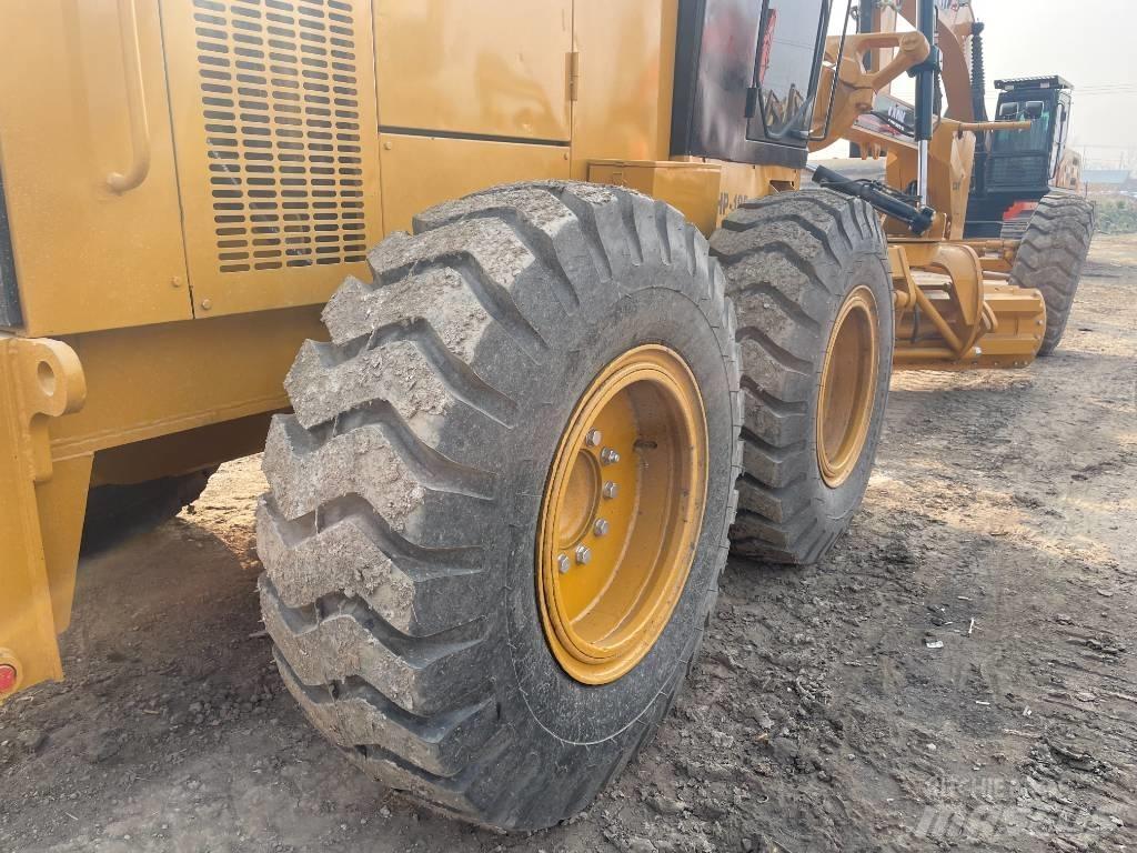 CAT 140 K معدات تمهيد الطرق