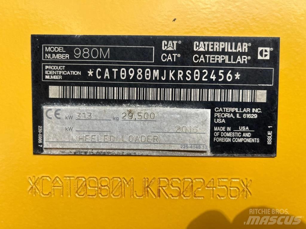 CAT 980M لوادر بعجل