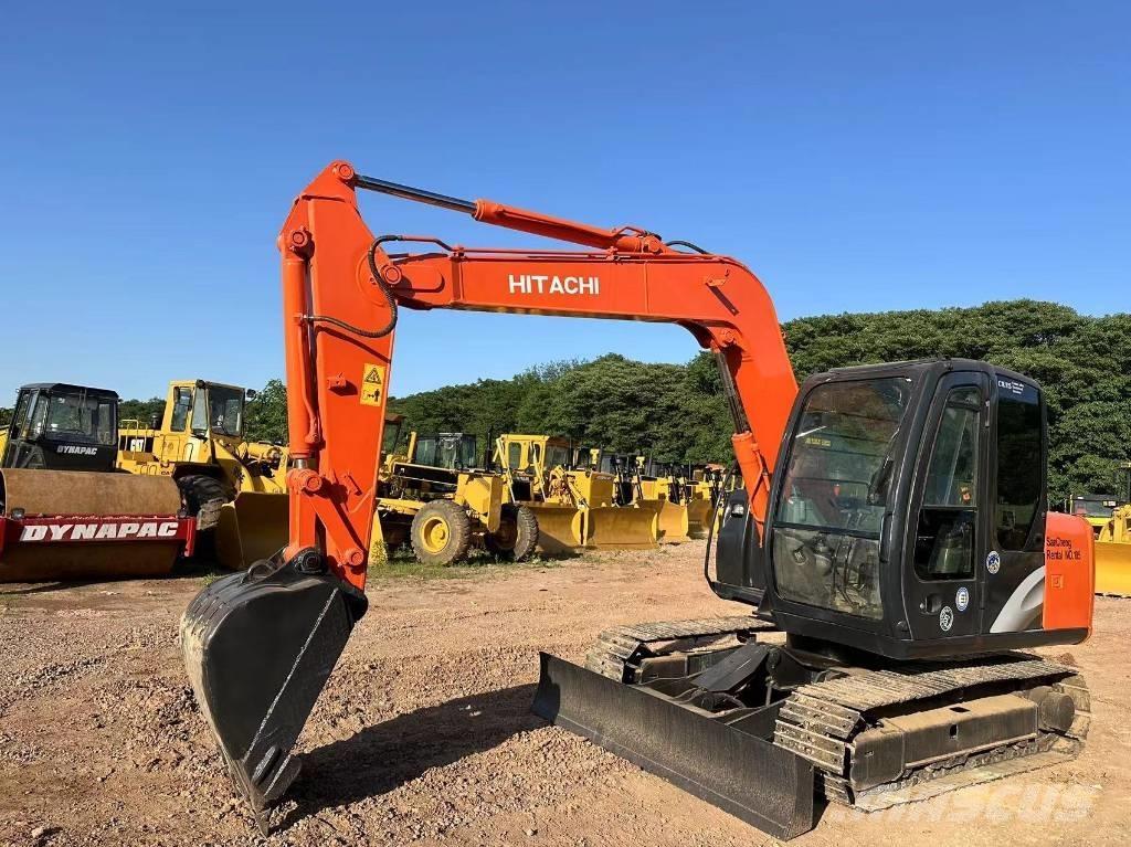 Hitachi ZX70 حفارات وسط 7 طن - 12 طن