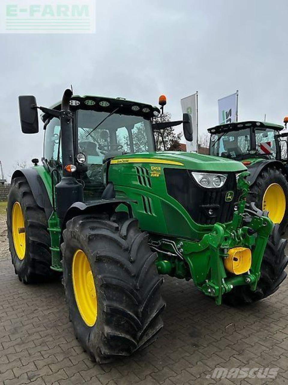 John Deere 6145r الجرارات