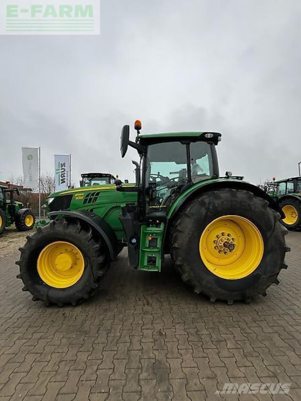 John Deere 6145r الجرارات