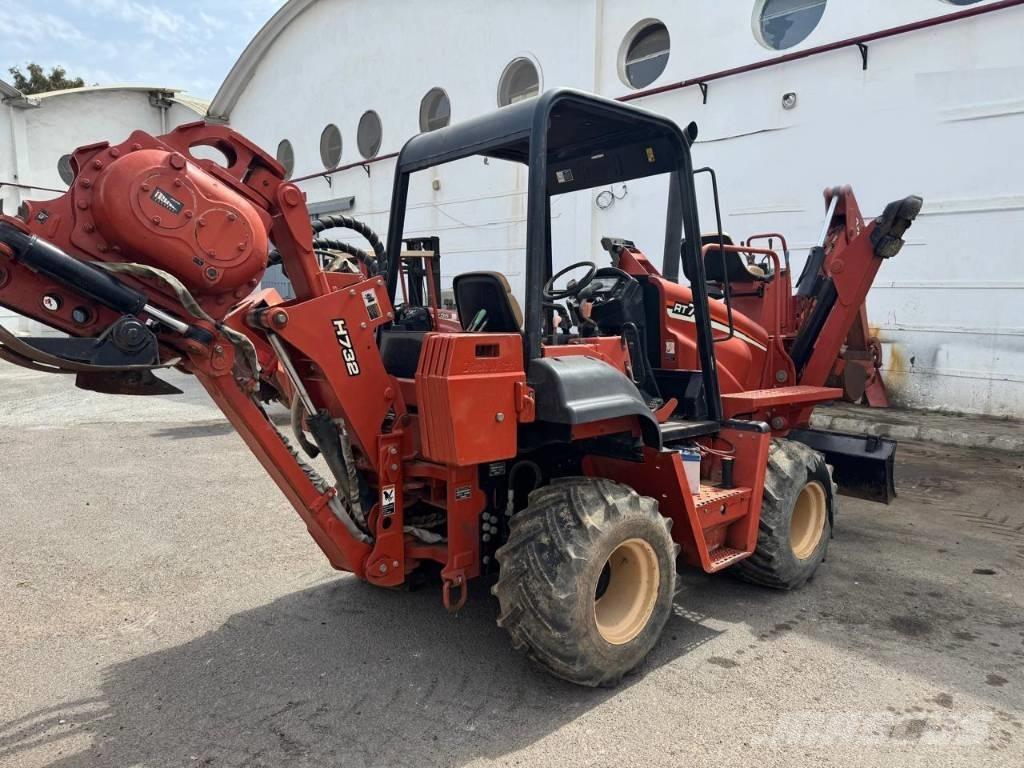 Ditch Witch RT 75 ماكينات حفر خنادق
