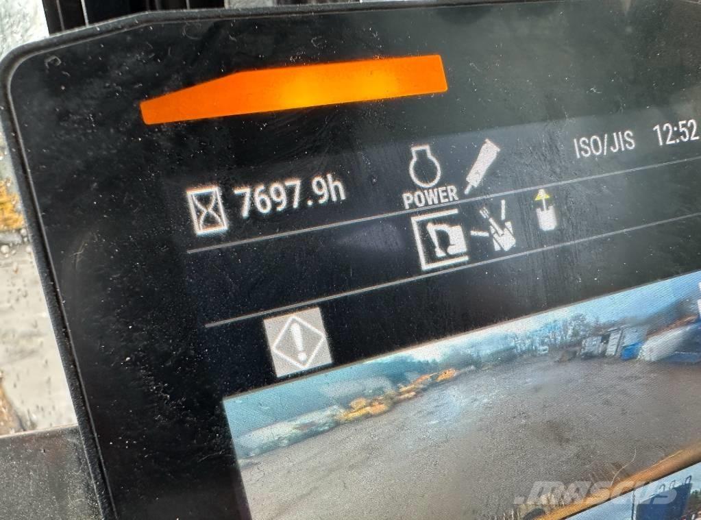 CAT 320 GC حفارات زحافة