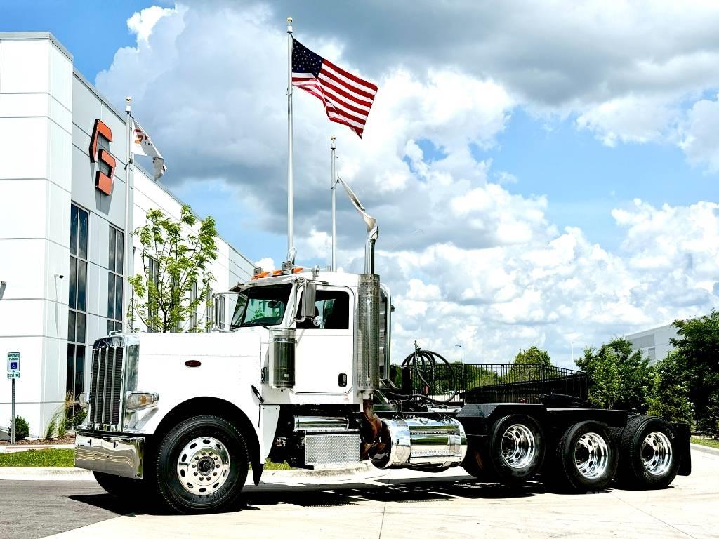 Peterbilt 388 وحدات الجر