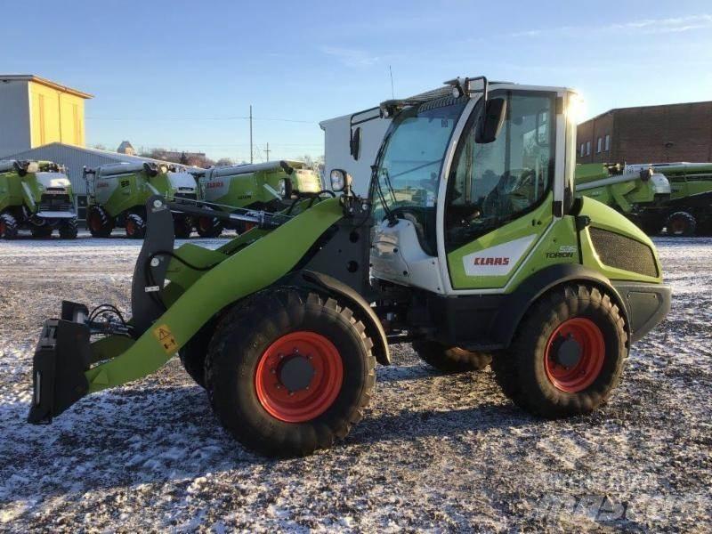 CLAAS TORION 535 لوادر بعجل