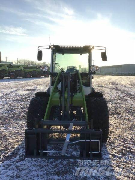 CLAAS TORION 535 لوادر بعجل