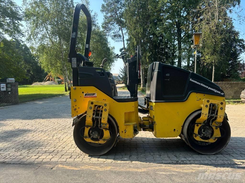 Bomag BW 120 AD-5 مداحل ثنائية الاسطوانة