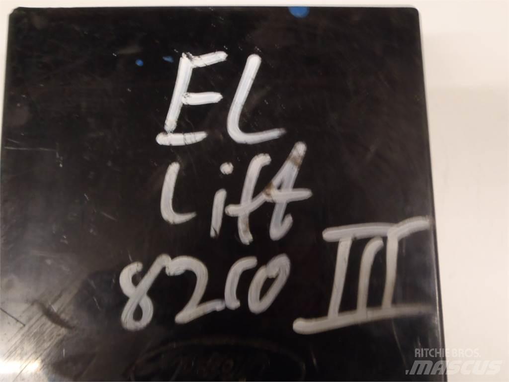Ford 8210 ECU إلكترونيات