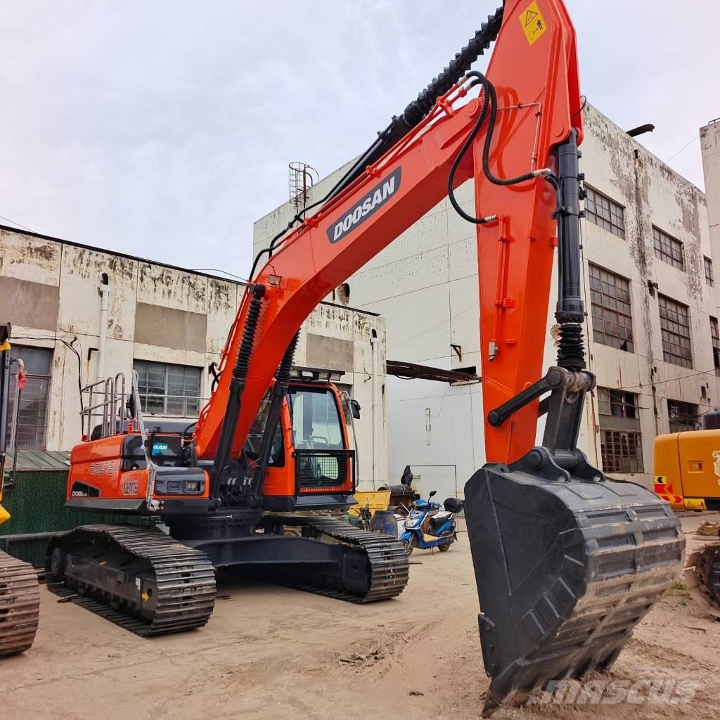 Doosan DX 300 حفارات زحافة