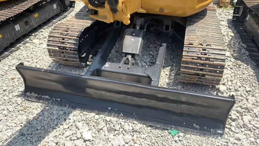 CAT 304 C CR حفارات صغيرة أقل من 7 طن (حفارات صغيرة)
