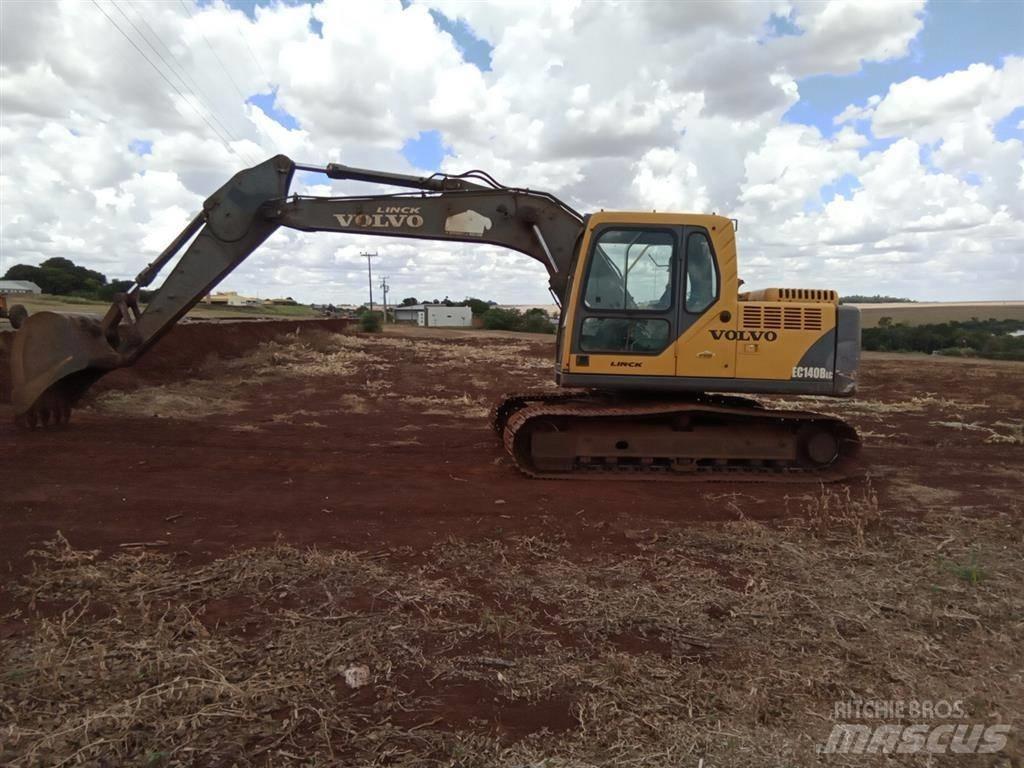 Volvo EC 140 BLC حفارات زحافة