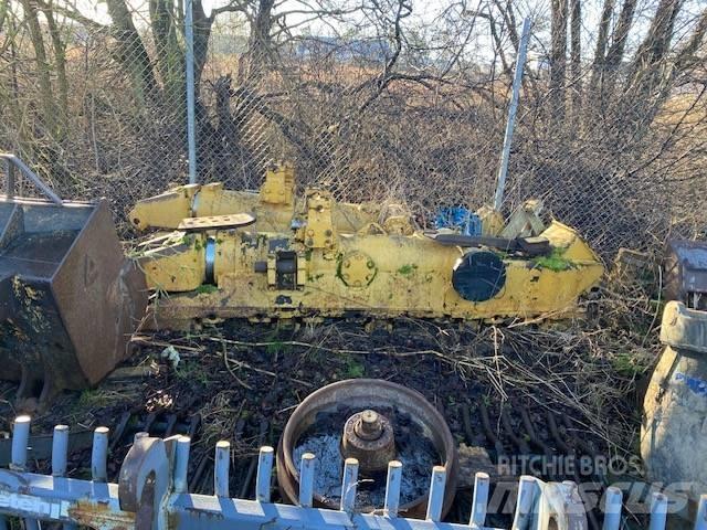 CAT D 8 T LGP الشاسيه والتعليق