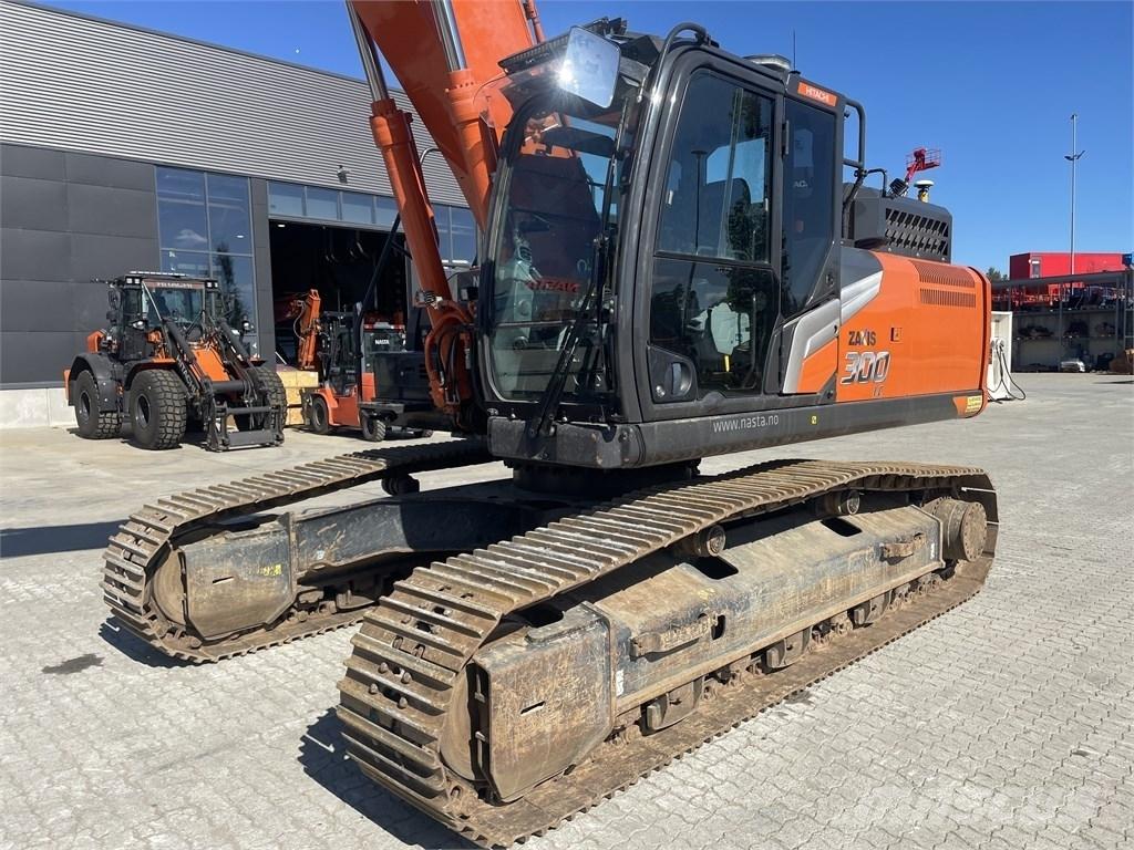 Hitachi ZX 300 LC-7 حفارات زحافة