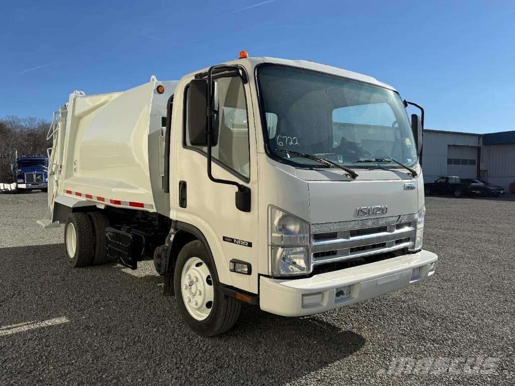 Isuzu NRR شاحنات المخلفات
