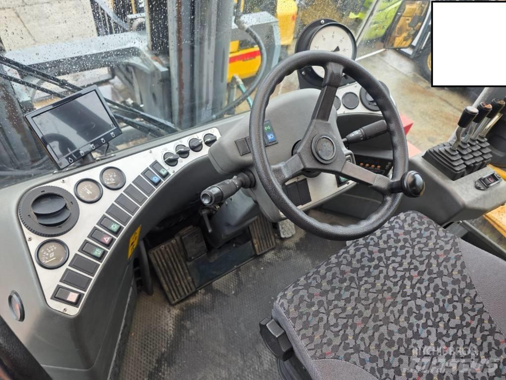 Kalmar DCD 320-12 شاحنات الديزل
