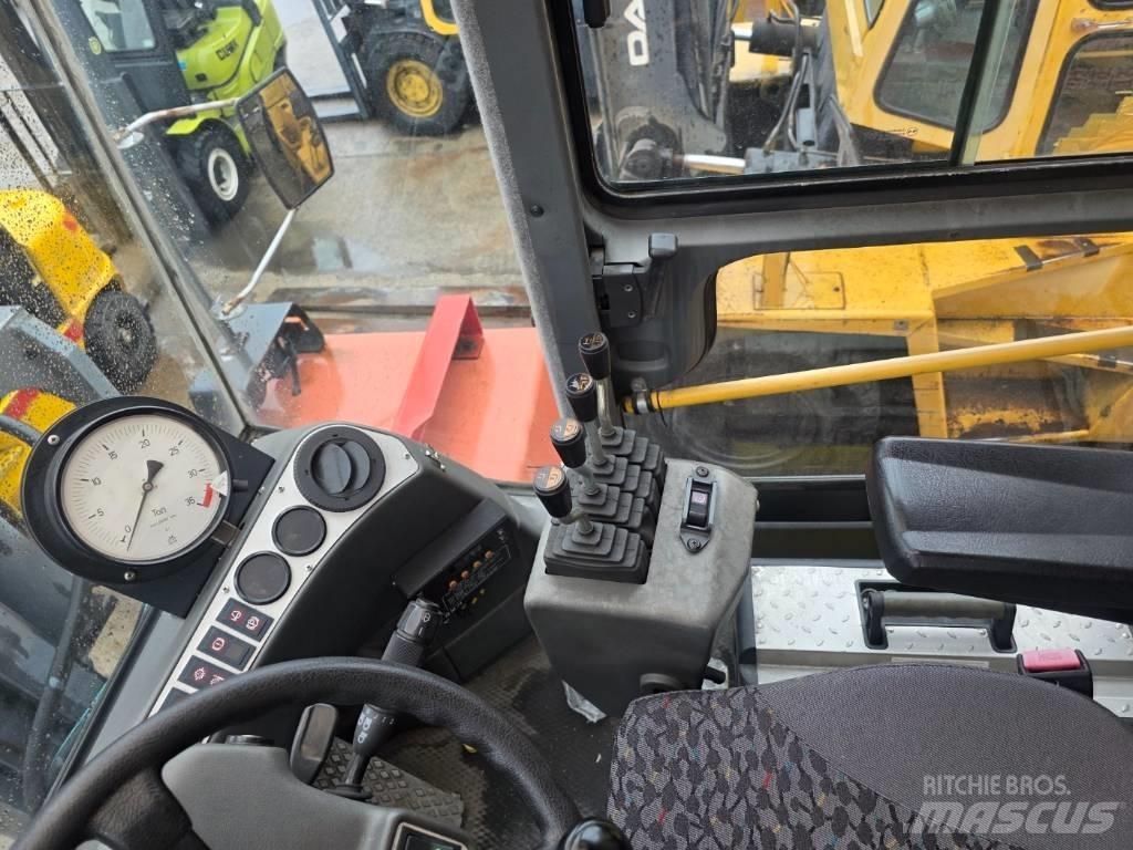 Kalmar DCD 320-12 شاحنات الديزل