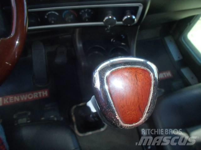 Kenworth W 900 L وحدات الجر