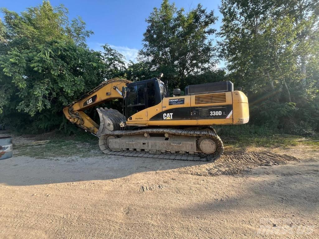 CAT 330 D حفارات زحافة