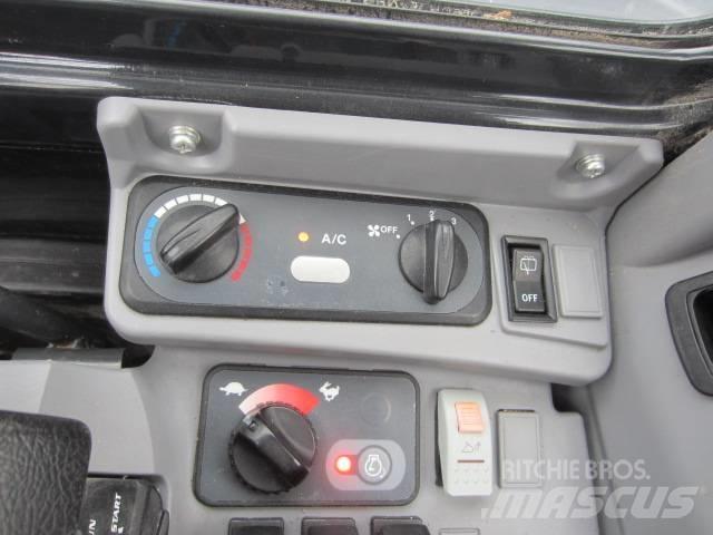 Kubota U 55-4 حفارات صغيرة أقل من 7 طن (حفارات صغيرة)
