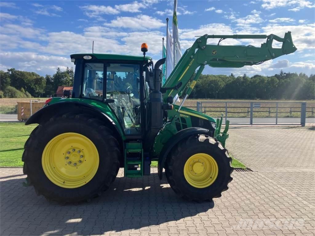 John Deere 6120M الجرارات