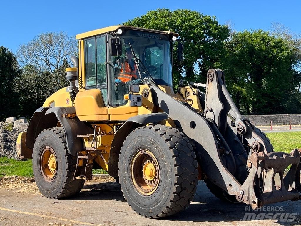 Volvo L 90 G لوادر بعجل