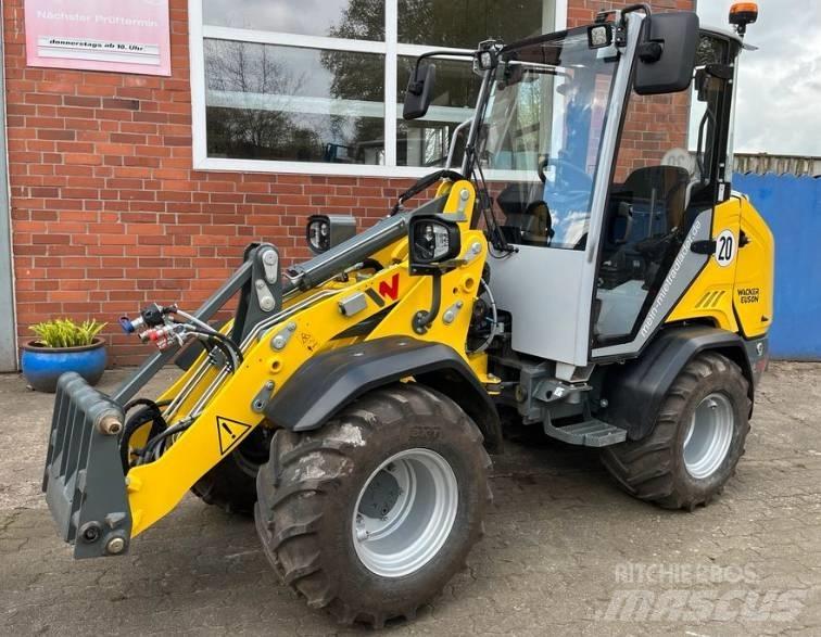 Wacker Neuson WL 28 لوادر بعجل