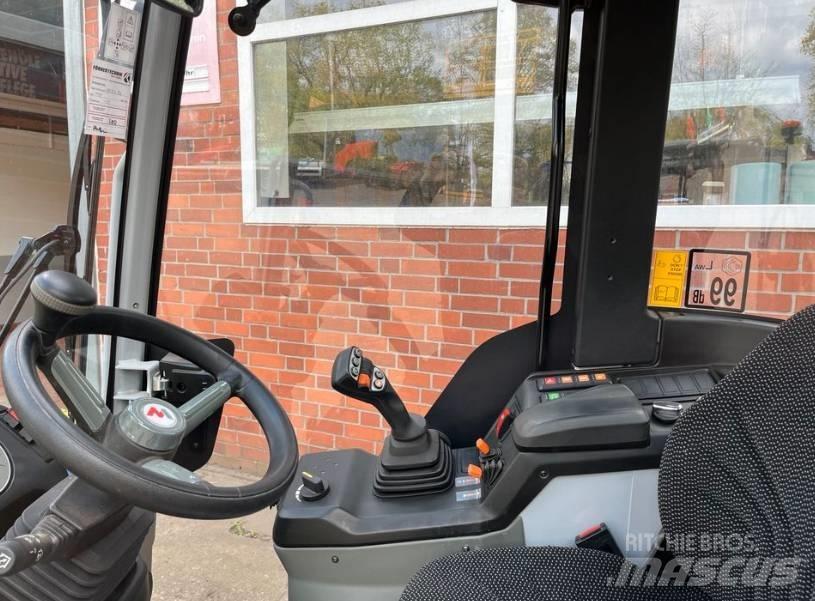 Wacker Neuson WL 28 لوادر بعجل