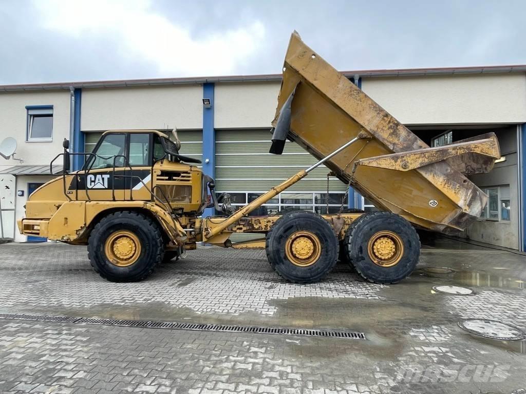 CAT 730 ساحبات مفصلية