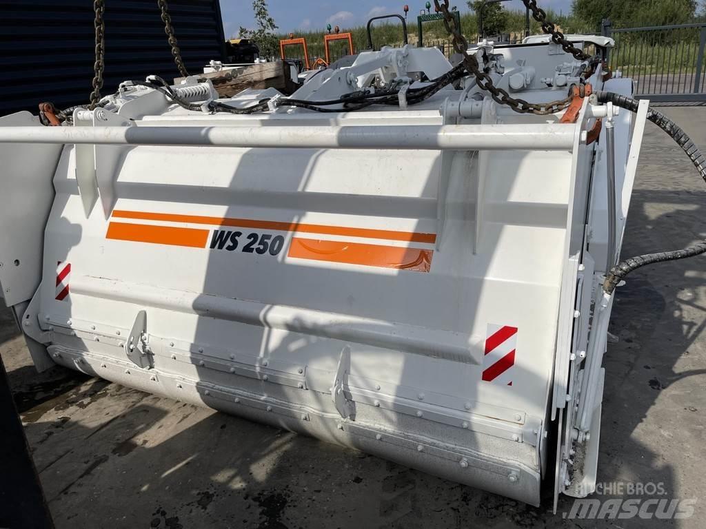 Wirtgen WS 250 معدات إعادة تدوير الأسفلت