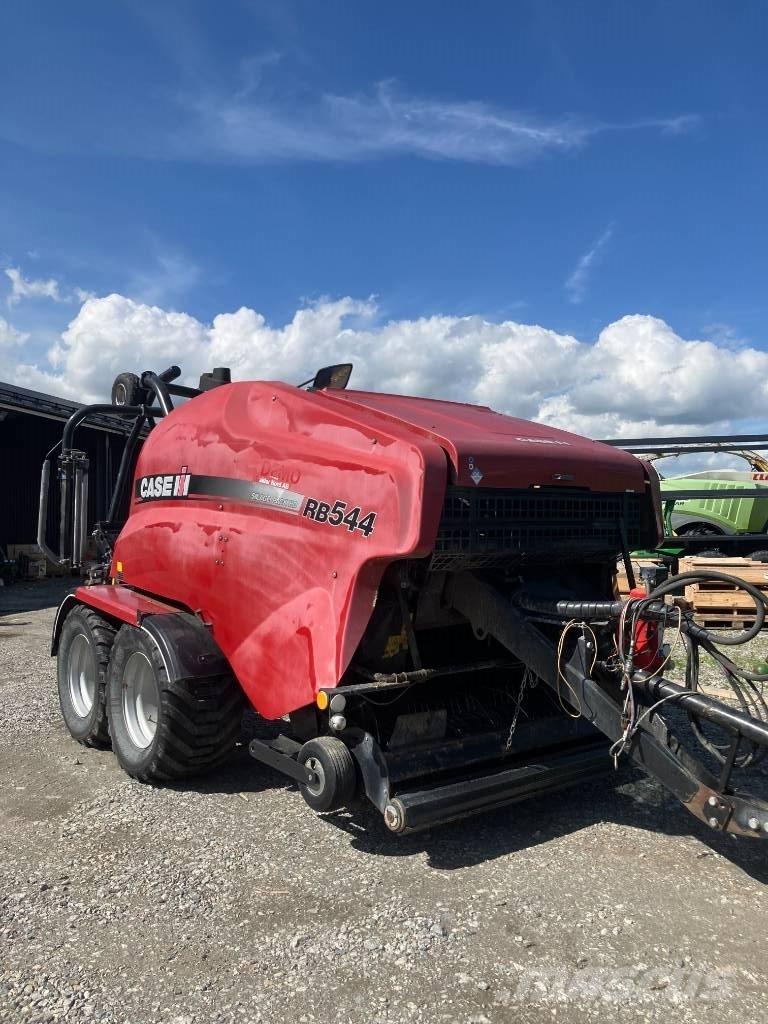 Case IH RB 544 محزمات مستديرة