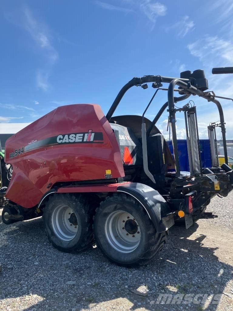 Case IH RB 544 محزمات مستديرة