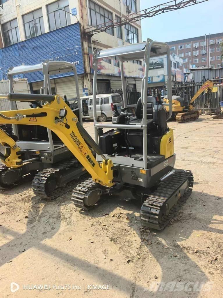 Wacker Neuson EZ 20 حفارات زحافة