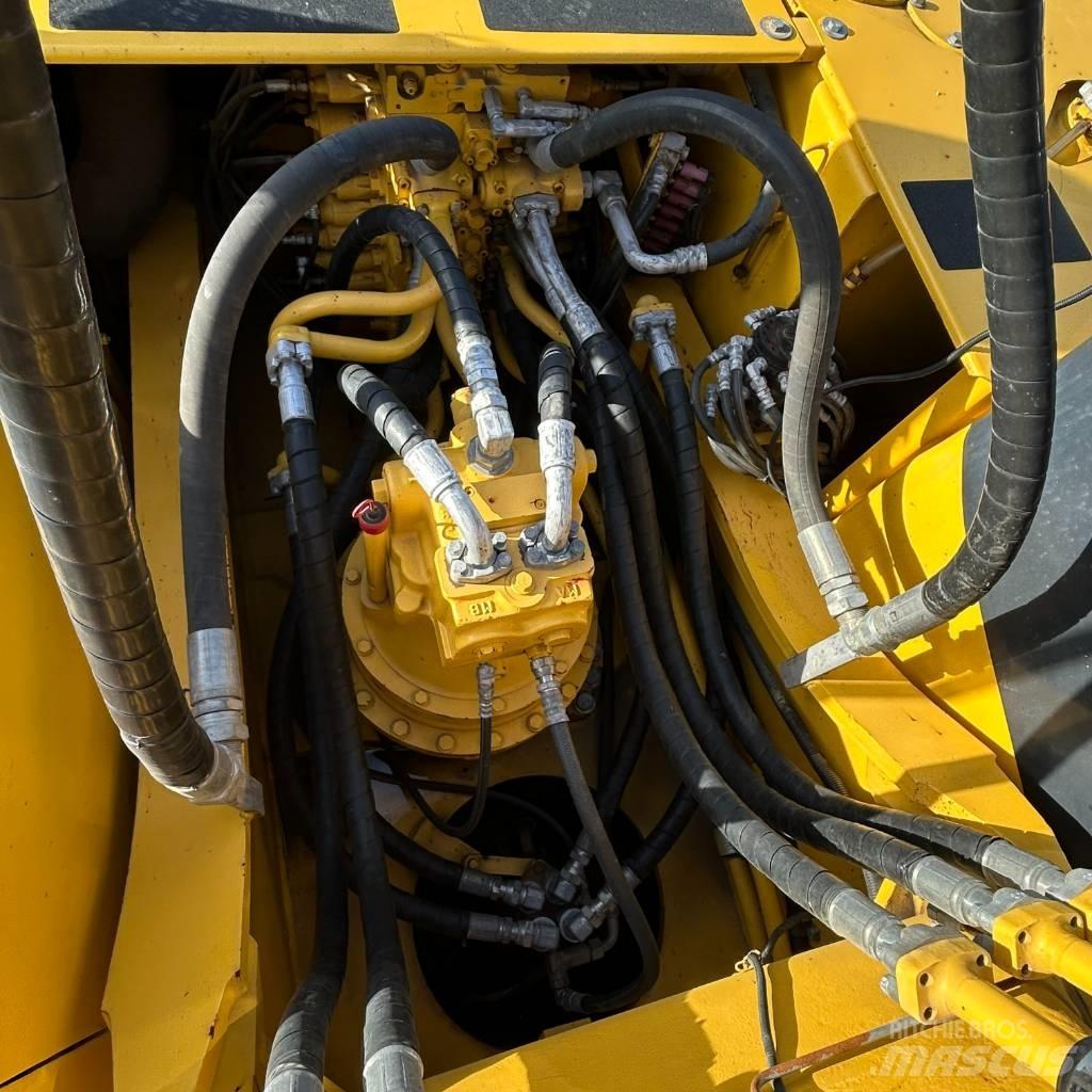 Komatsu 350-7 حفارات زحافة