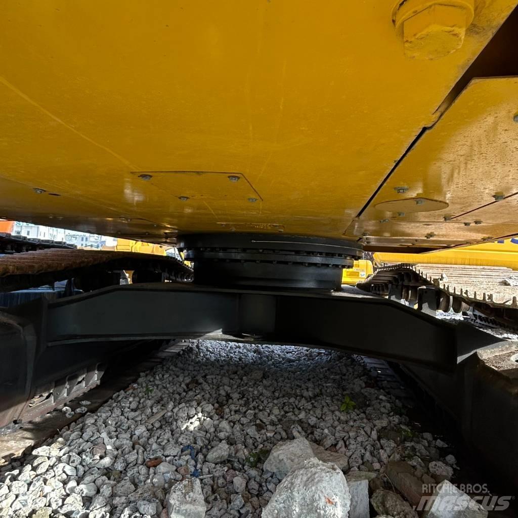 Komatsu 350-7 حفارات زحافة