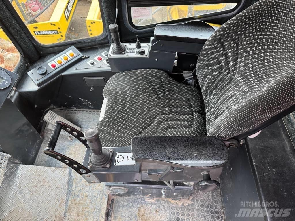 Bomag BC 972 RB-4 مكابس المخلفات