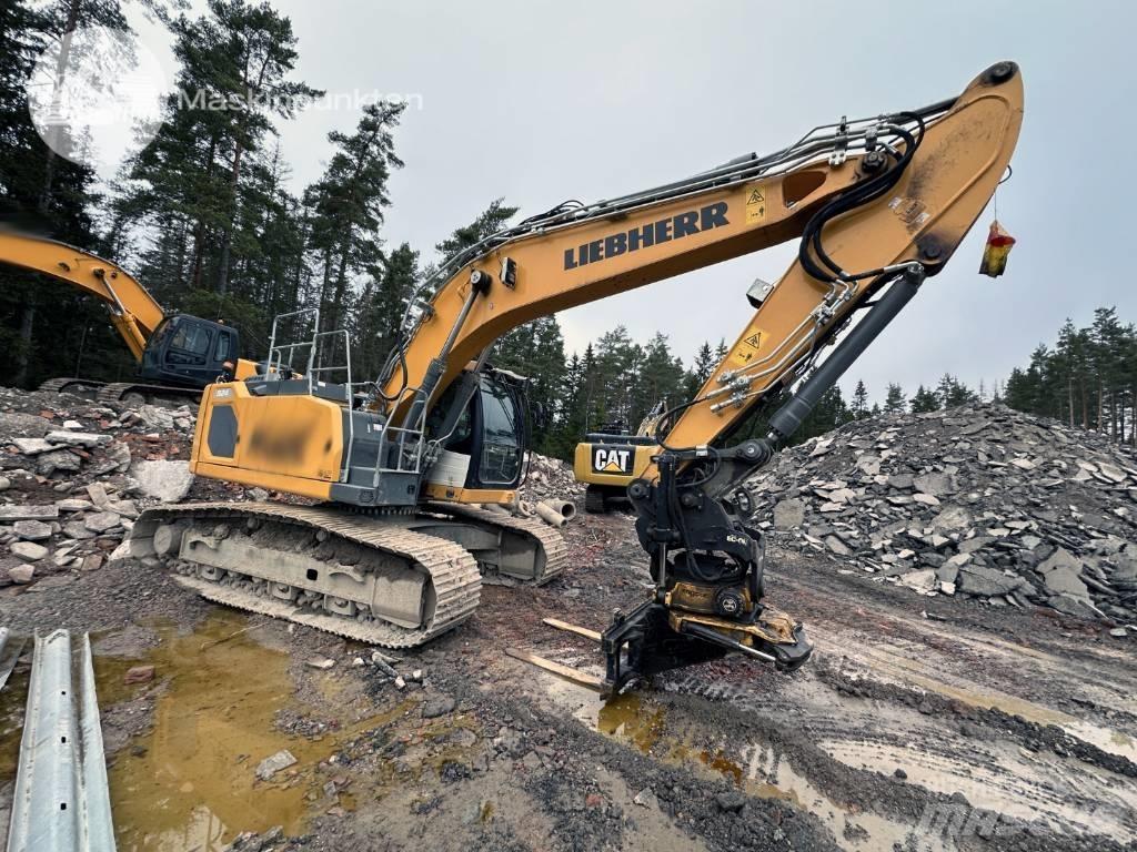 Liebherr R 924 LC حفارات زحافة