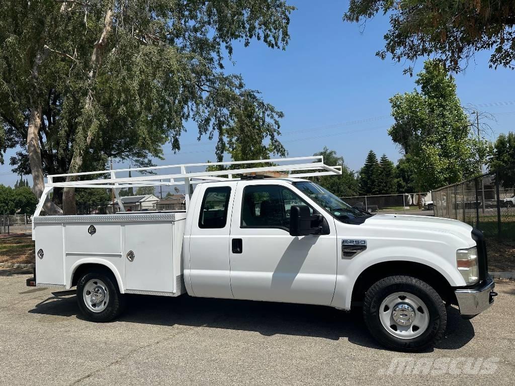 Ford F 250 شاحنات خفيفة/مفصلية الجوانب