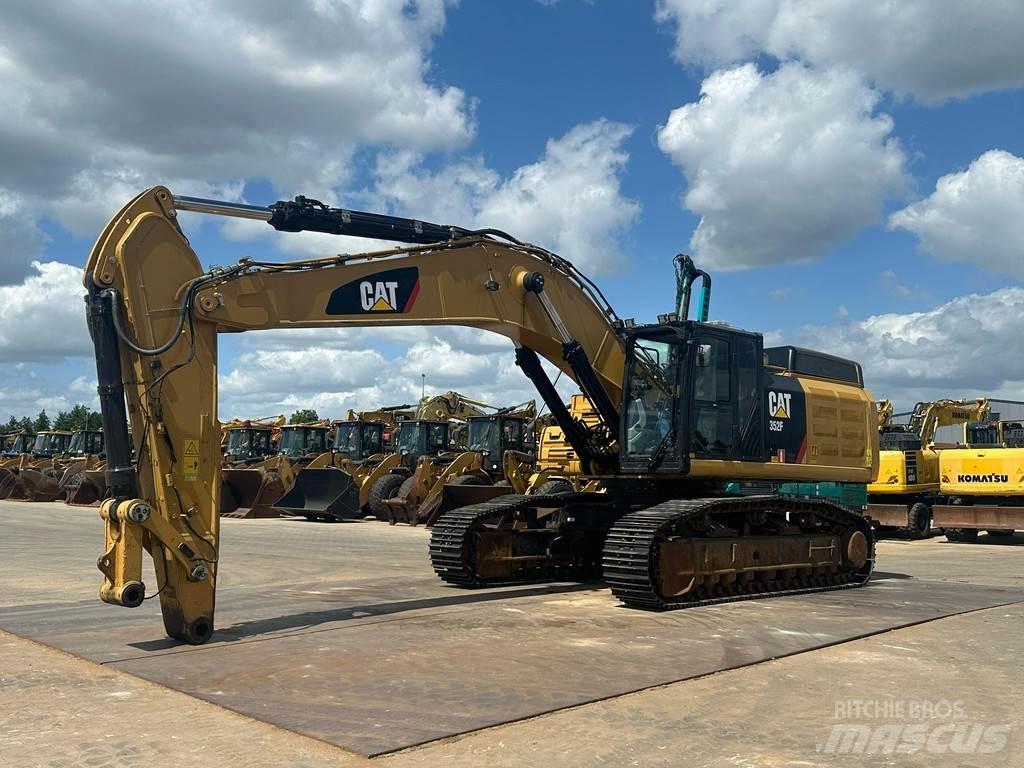 CAT 352F حفارات زحافة