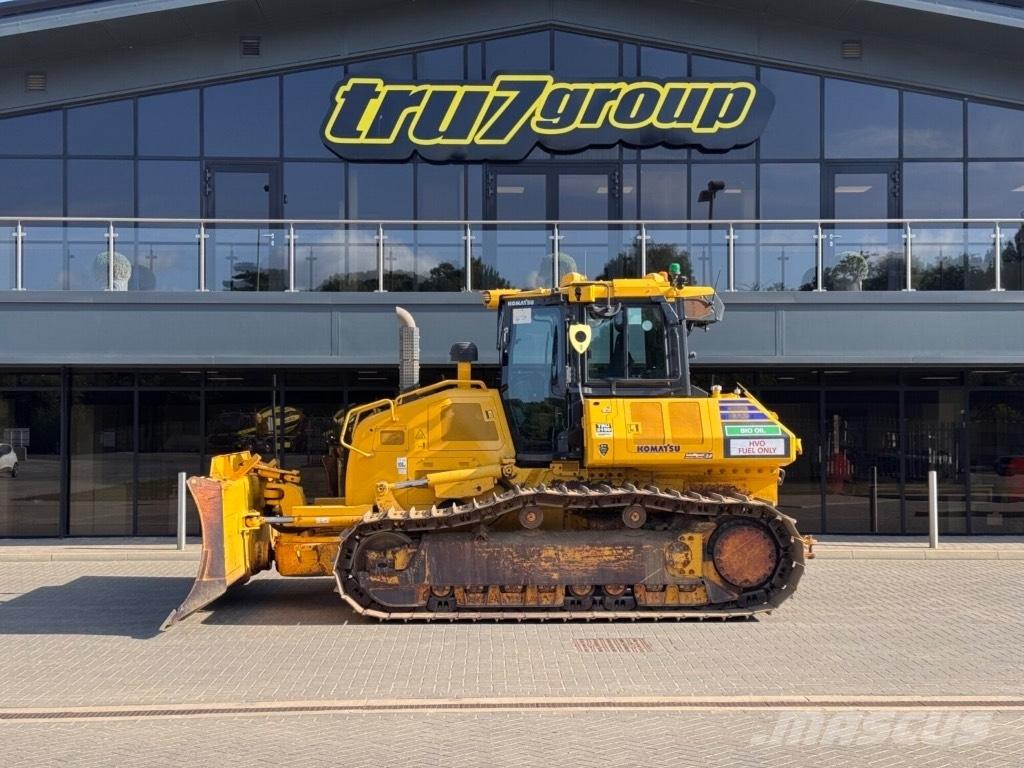 Komatsu D71 PXi-24EO بلدوزرات مجنزرة