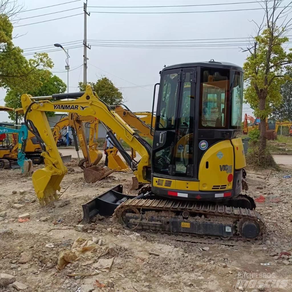 Yanmar Vio 35 حفارات زحافة