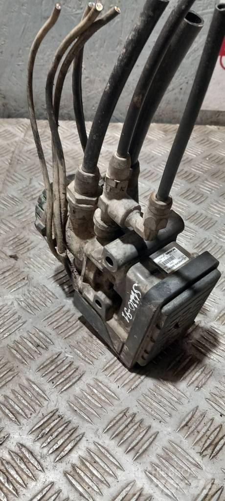 Scania G 400   1879275 مكابح