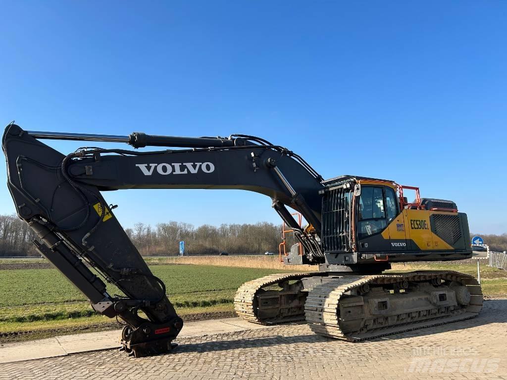 Volvo EC530EL حفارات زحافة