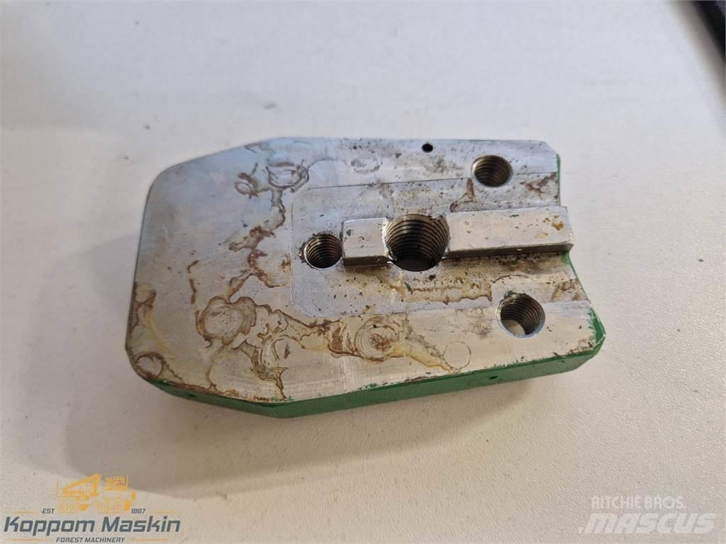 Rottne 046-0303 رؤوس حصادات