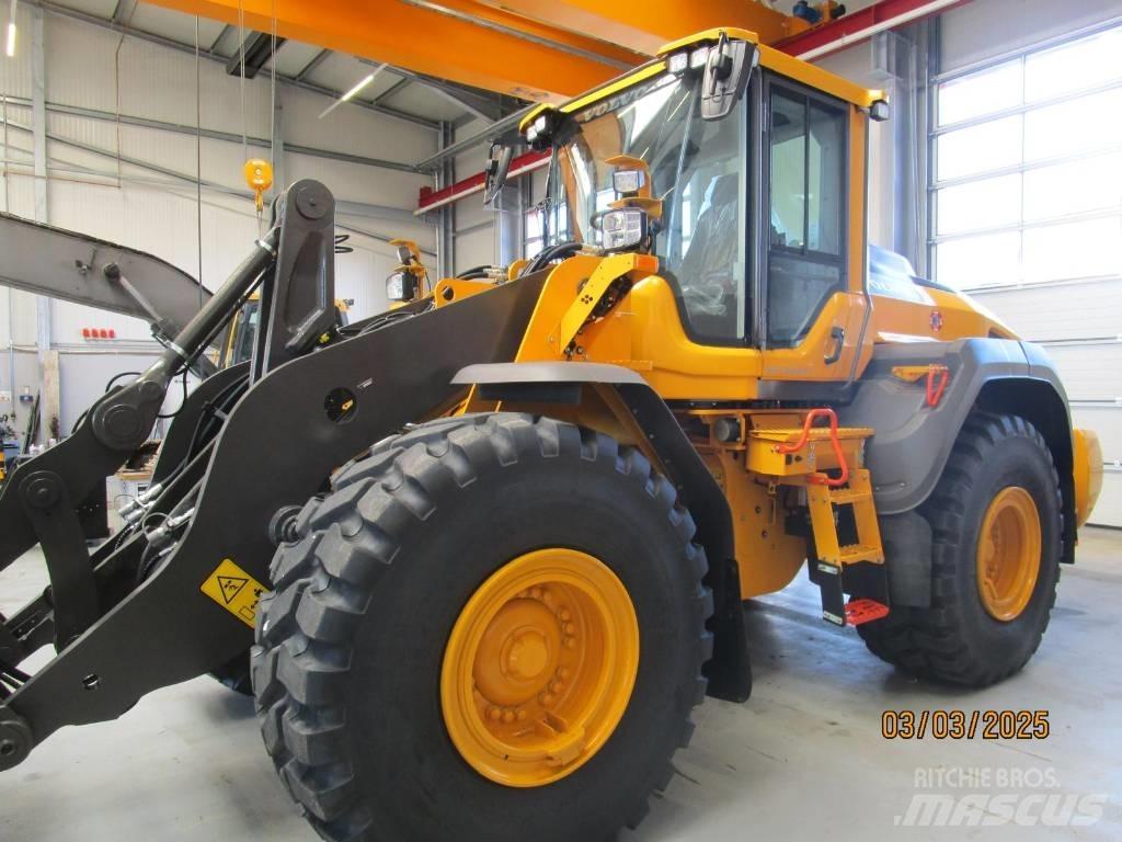 Volvo L 110 H2 لوادر بعجل