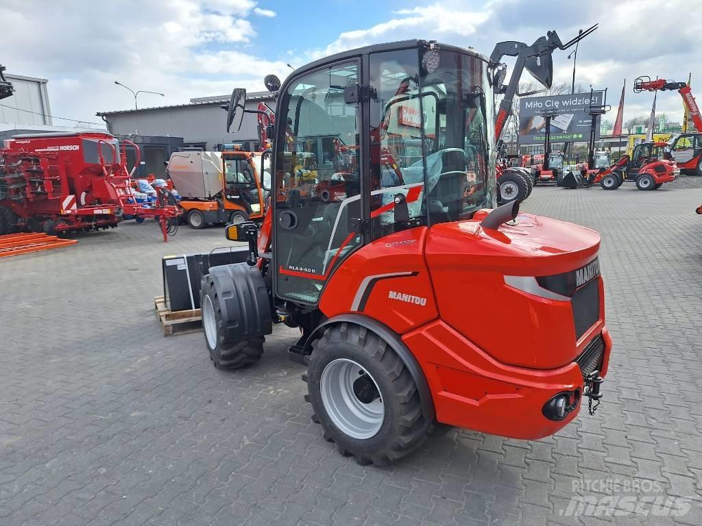 Manitou MLA 4-50 H لوادر صغيرة