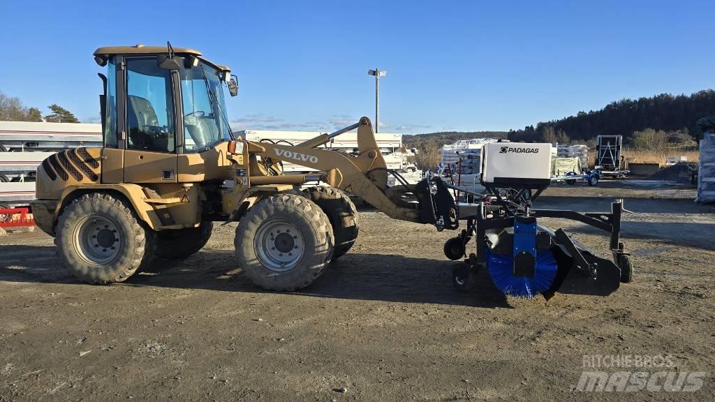 Volvo L 35 B sopvals لوادر بعجل