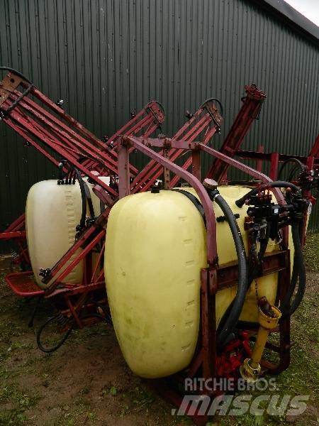 Hardi 800 الرشاشات